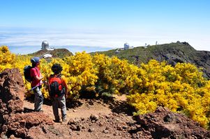 Wanderer auf dem Roque de los Muchachos